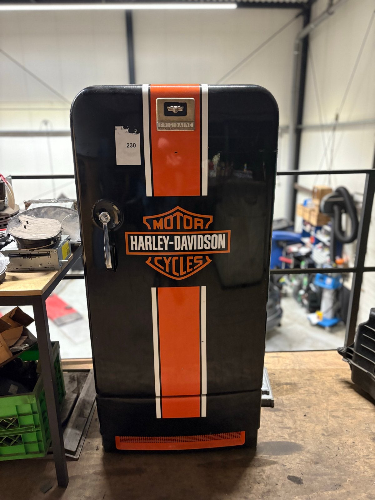 Unieke Harley-Davidson Frigidaire Koelkast UNIEK!, Ophalen, 60 cm of meer, 100 tot 150 liter, 140 tot 160 cm