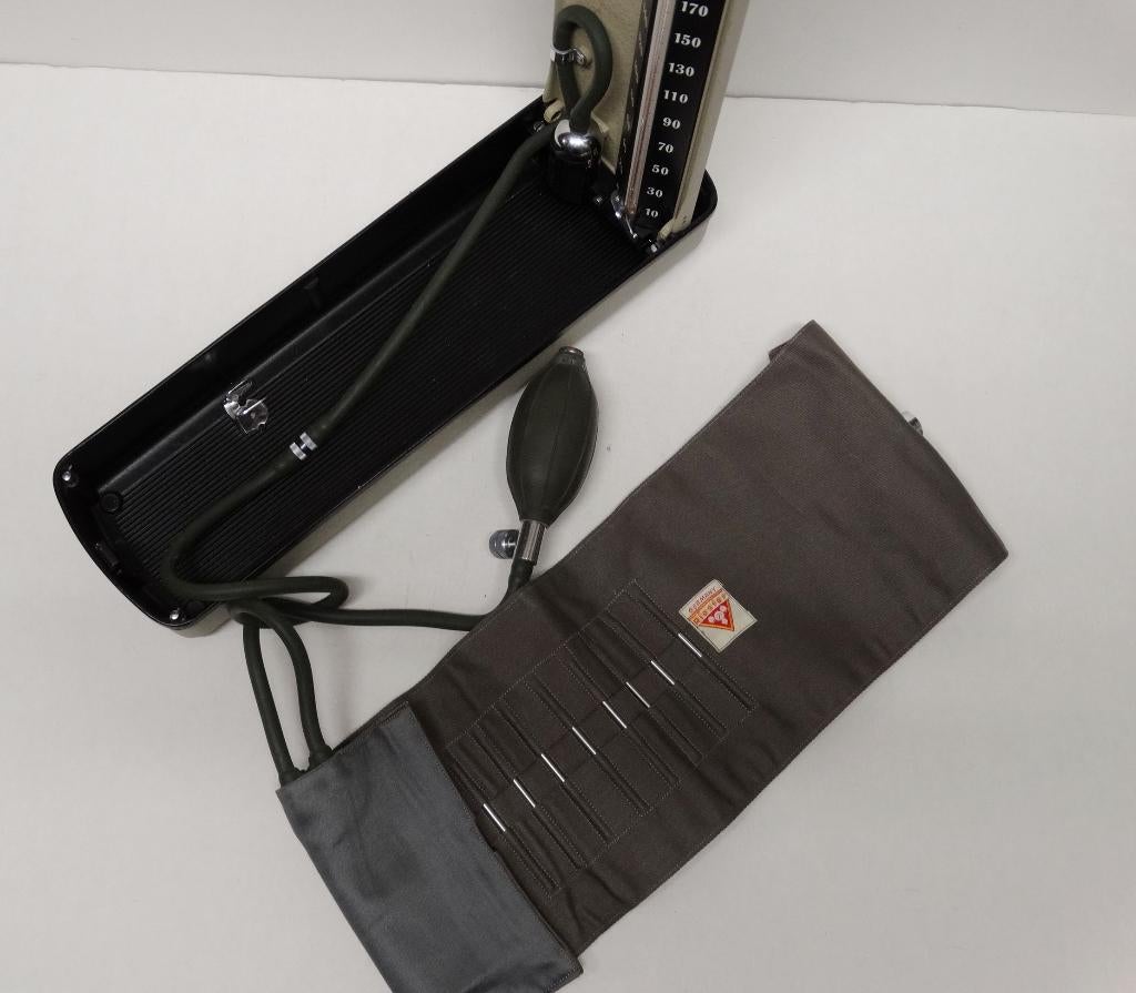 Vintage oude Adler MI 5 bloeddrukmeter compleet en werkend, Antiek en Kunst, Ophalen of Verzenden