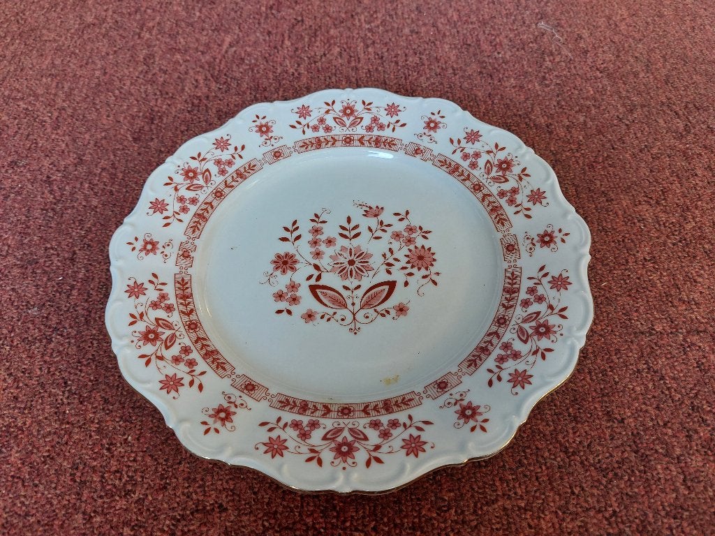 Seltmann Weiden Bavaria West Germany Schotel met Bloemmotief, Ophalen