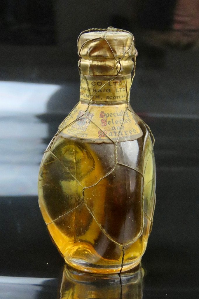 Miniatuurflesje Haig Old Blended Scotch Whisky - vol, Ophalen of Verzenden, Overige gebieden, Overige typen, Vol