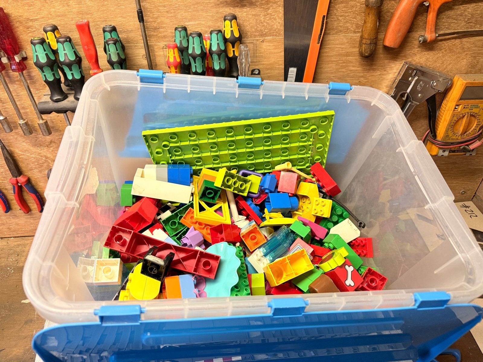 Grote partij LEGO Duplo met rails en diverse blokken, Ophalen, Gebruikt, Inclusief extra onderdelen, Duplo