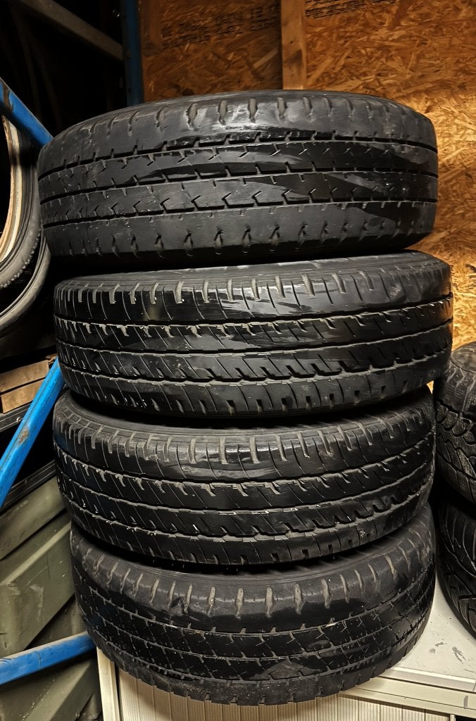 Goodyear Cargo G26 - 195/70 R15c (set 4 stuks), Auto-onderdelen, Banden en Velgen, Ophalen, 15 inch, Band(en), 195 mm