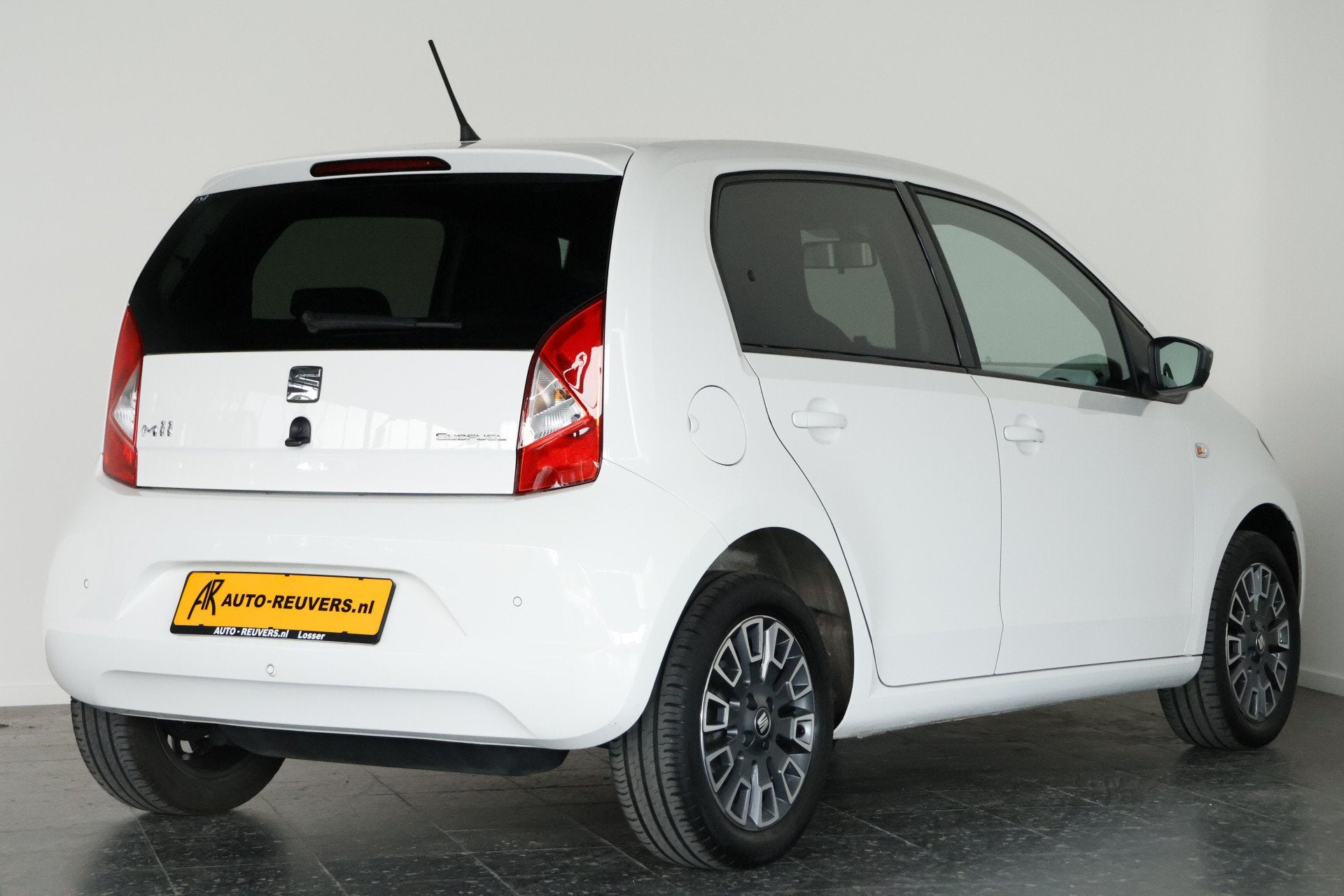 SEAT Mii 1.0 Sport EcoFuel (CNG) / Cruise Control / Airco /, Voorwielaandrijving, 12 maanden, Stof, Gebruikt