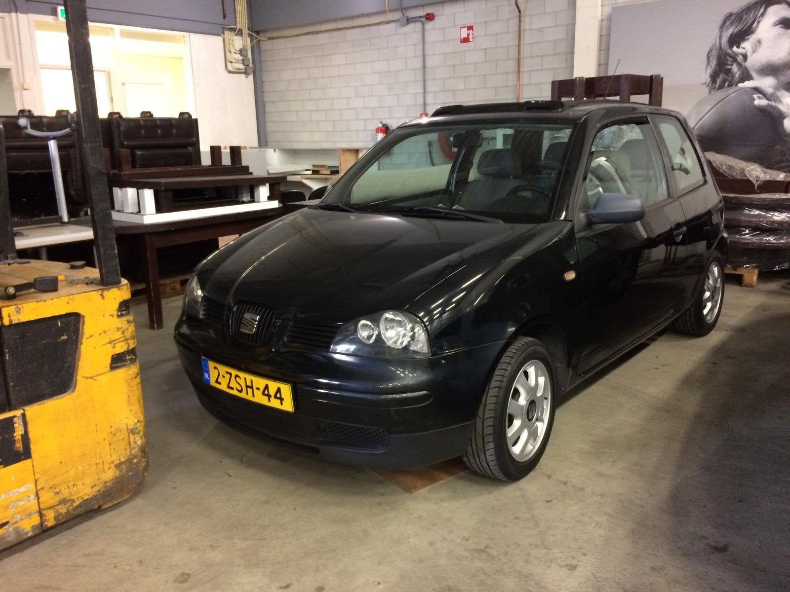 Seat Arosa 1.4 44KW 2002 Zwart, Voorwielaandrijving, 450 kg, 31 €/maand, 4 stoelen