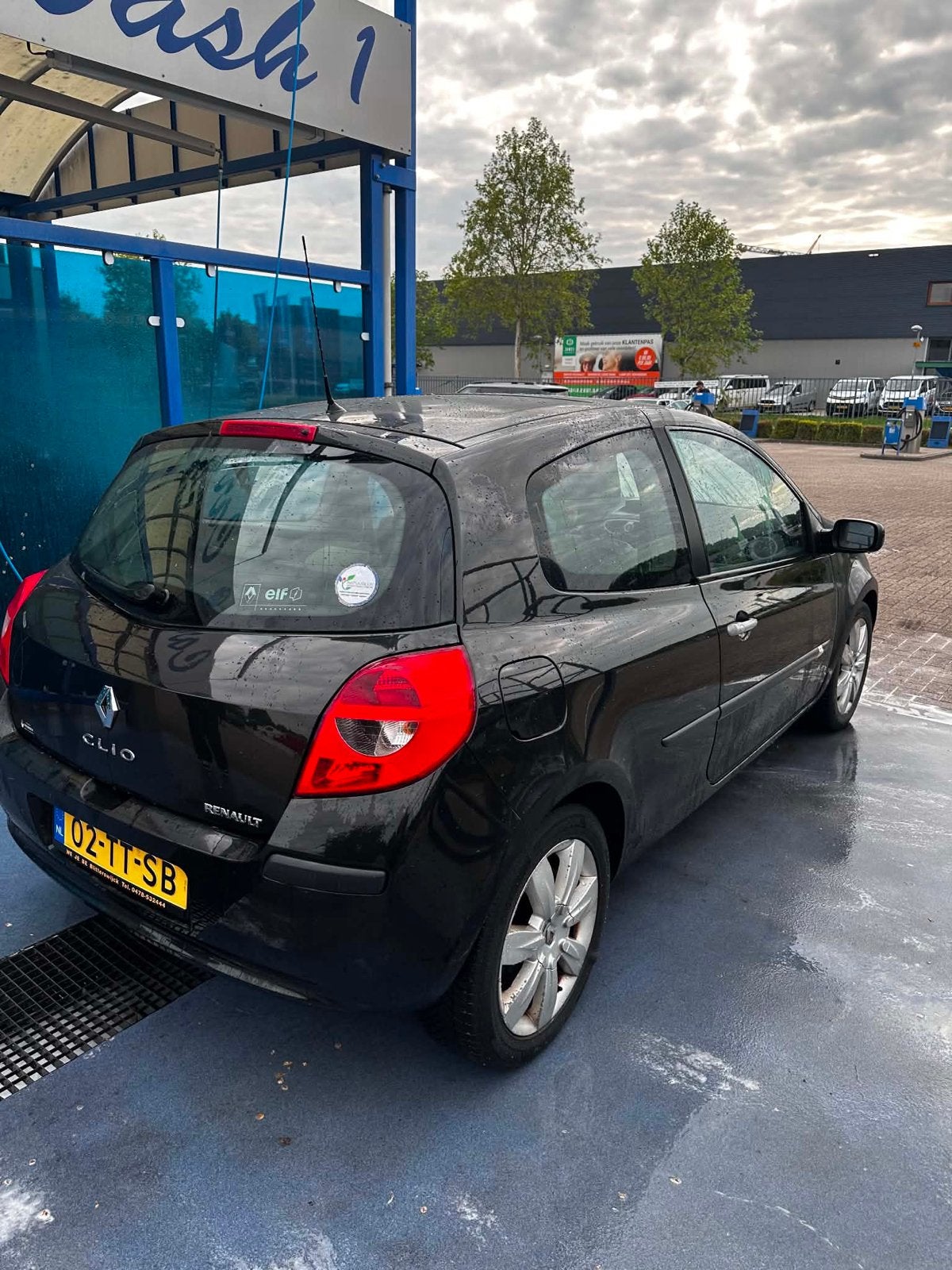 Renault Clio 1.6 16V 82KW Dyncmf 3-DRS E4 2007 Zwart, Ophalen