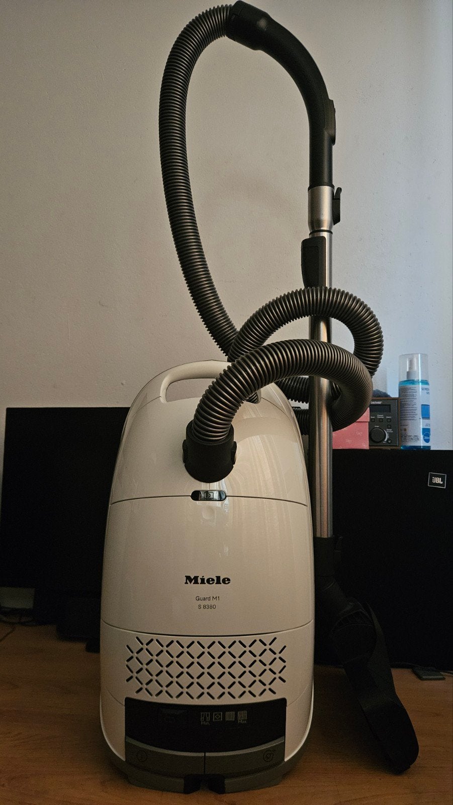 Miele Guard M1 stofzuiger zeer krachtig en in nieuwstaat, Stofzak, Ophalen of Verzenden, Zo goed als nieuw, Miele