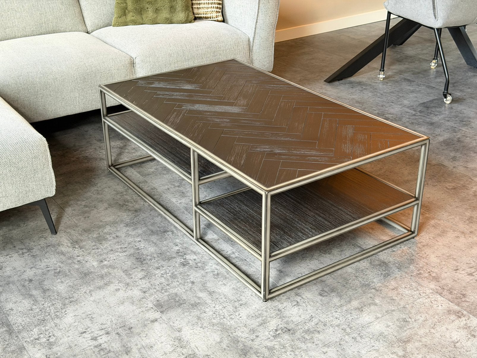 Salontafel visgraat zwart, Ophalen, Zo goed als nieuw, Rechthoekig, 50 tot 100 cm