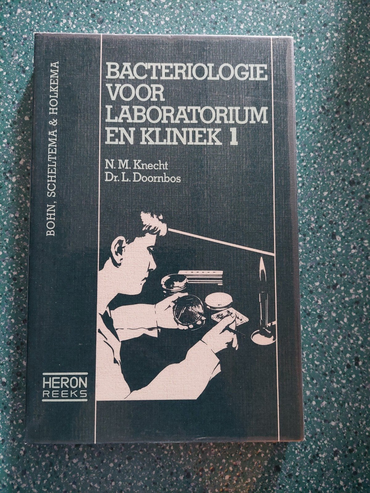Bacteriologie voor Laboratorium en kliniek 1
Knecht Doornbos, Boeken, Zo goed als nieuw, Knecht Doornbos, Beta, HBO