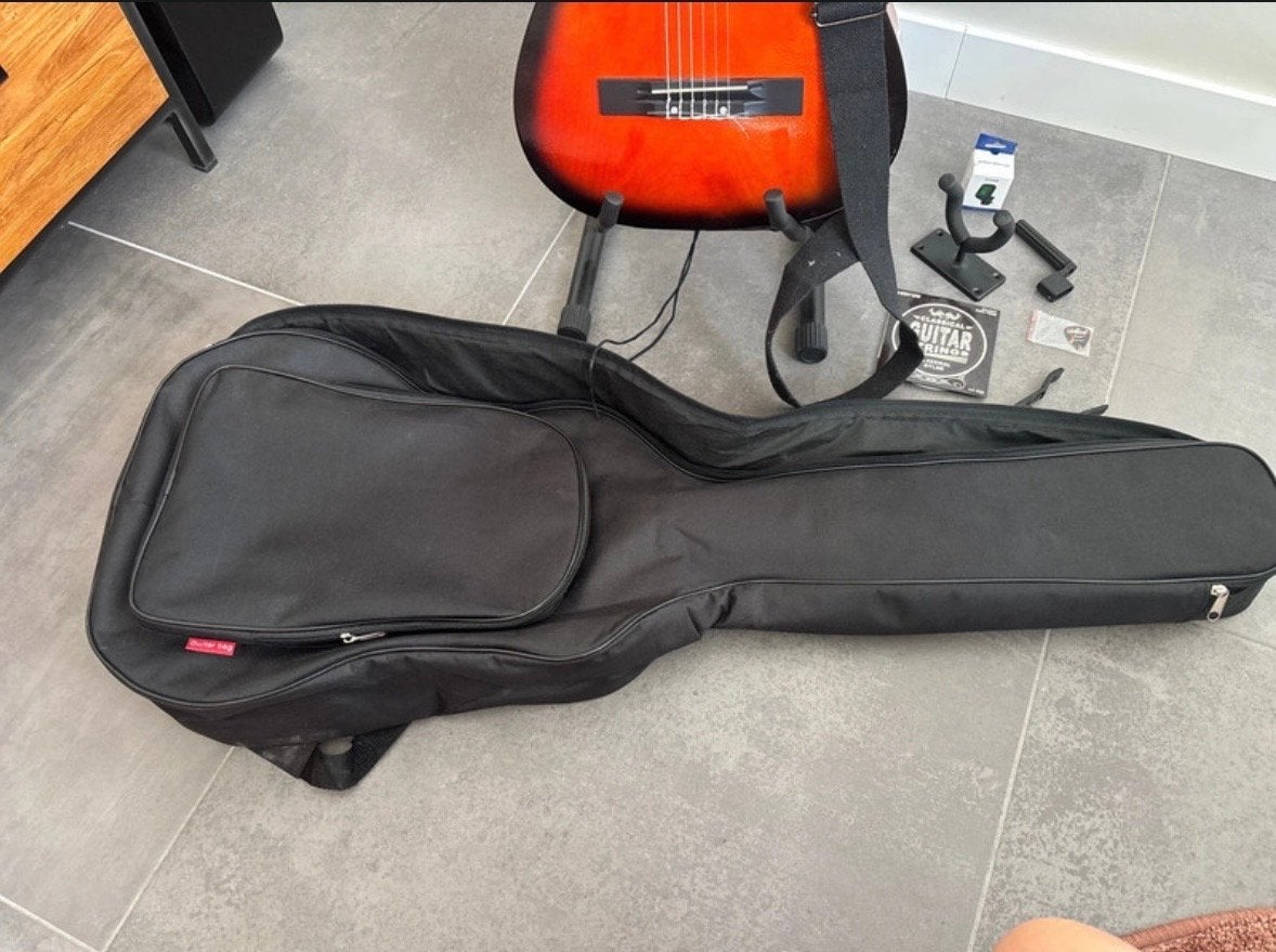 Finesse Klassieke Gitaar met Accessoires en Hoes, Muziek en Instrumenten, Ophalen, Zo goed als nieuw, Klassieke of Spaanse gitaar
