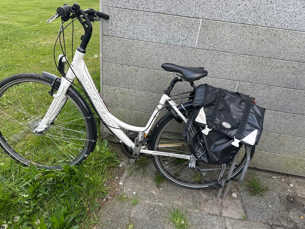 Stevens damesfiets met versnellingen en bagagedrager, Fietsen en Brommers, Fietsen | Dames | Sportfietsen en Toerfietsen, Ophalen of Verzenden