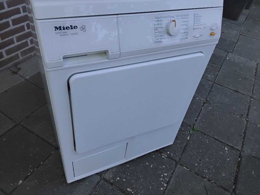 Miele SoftCare System Condensdroger T4223C - Perfect Werkend, Ophalen, 6 tot 8 kg, Zo goed als nieuw, Voorlader