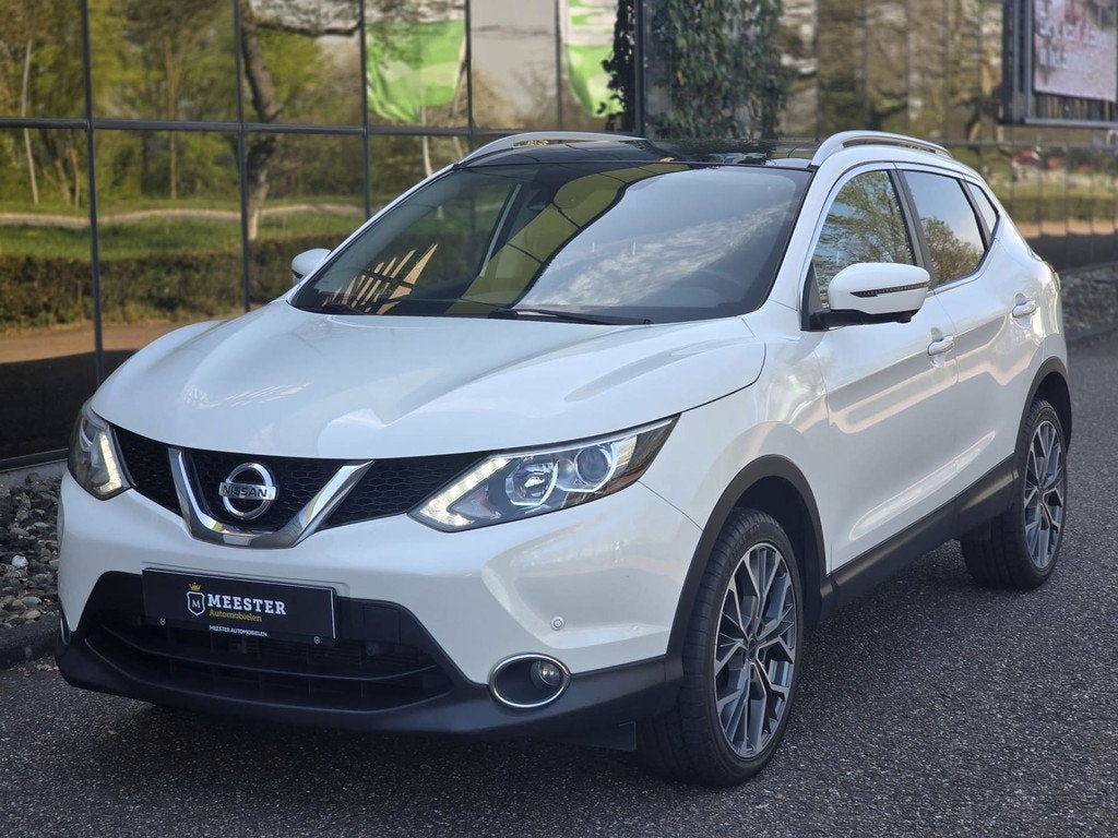 Nissan Qashqai 1.2 Tekna |PANO|NAVI|STOELVERW, Voorwielaandrijving, Automatische klimaatregeling, Stof, Gebruikt