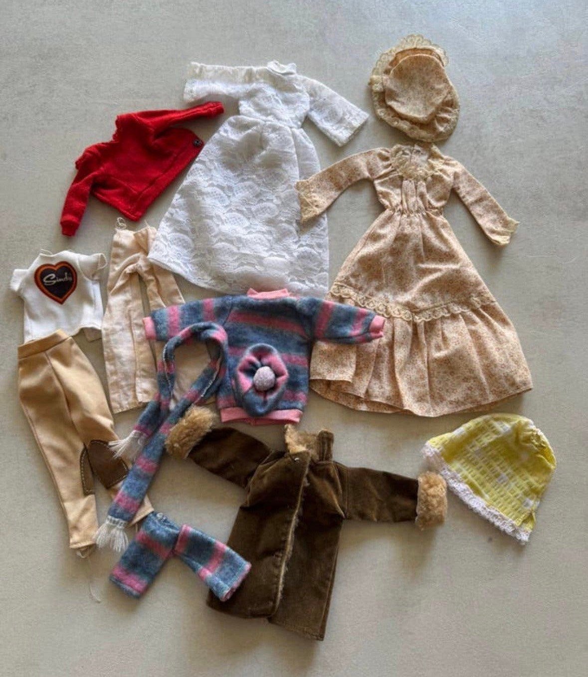 Sindy Fleur vintage kleertjes, Ophalen of Verzenden, Gebruikt, Kleertjes