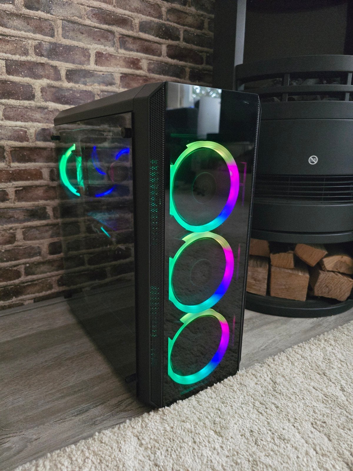 Gaming PC: Ryzen 5 1600, RX 570 8GB, 16GB RAM, 1.22TB, Computers en Software, Ophalen, Gebruikt, Custom Build, 1.13 TB