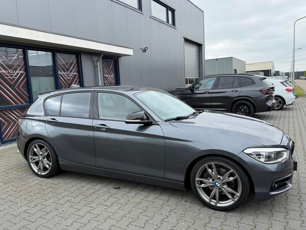 BMW 1-Serie 125d 224pk Aut M SPORT, Auto's, Automaat, 1995 cc, 4 cilinders, 23 km/l