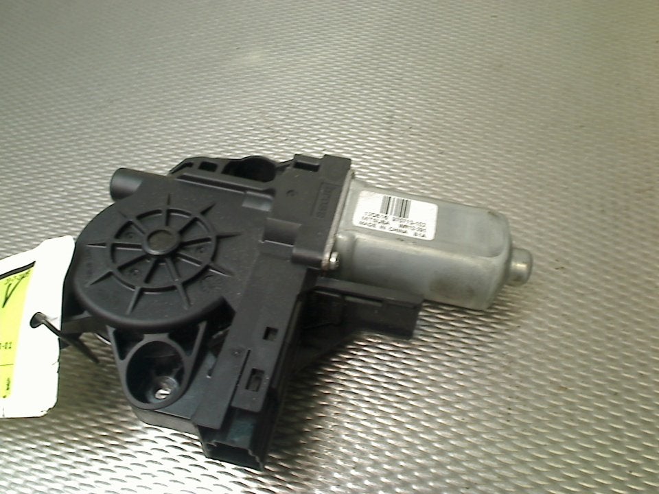 Motor Raammechaniek Links Voor Volvo V70 (BW) 2013 970713102, Gebruikt, Siegburger Straße 229, Köln 50679, , Duitsland, Info@volvocars.com