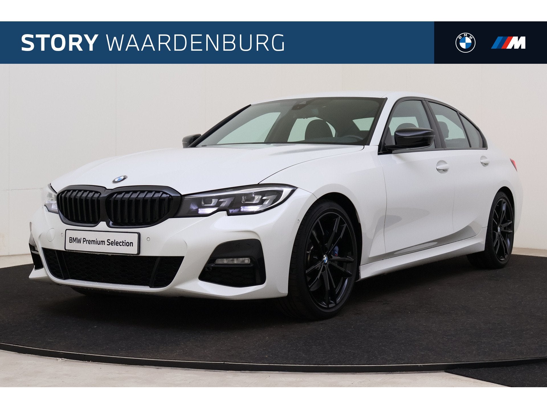 BMW 3 Serie 320i Executive M Sport Automaat / Sportstoelen /, Auto's, Achterwielaandrijving, Gebruikt, 4 cilinders, Met garantie (alle)