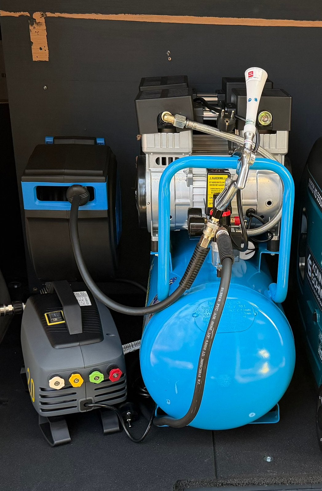 TM 50L Low Noise Compressor 3HP + 15M Slanghaspel, Doe-het-zelf en Verbouw, Compressors, Ophalen, Zo goed als nieuw, 25 tot 100 liter