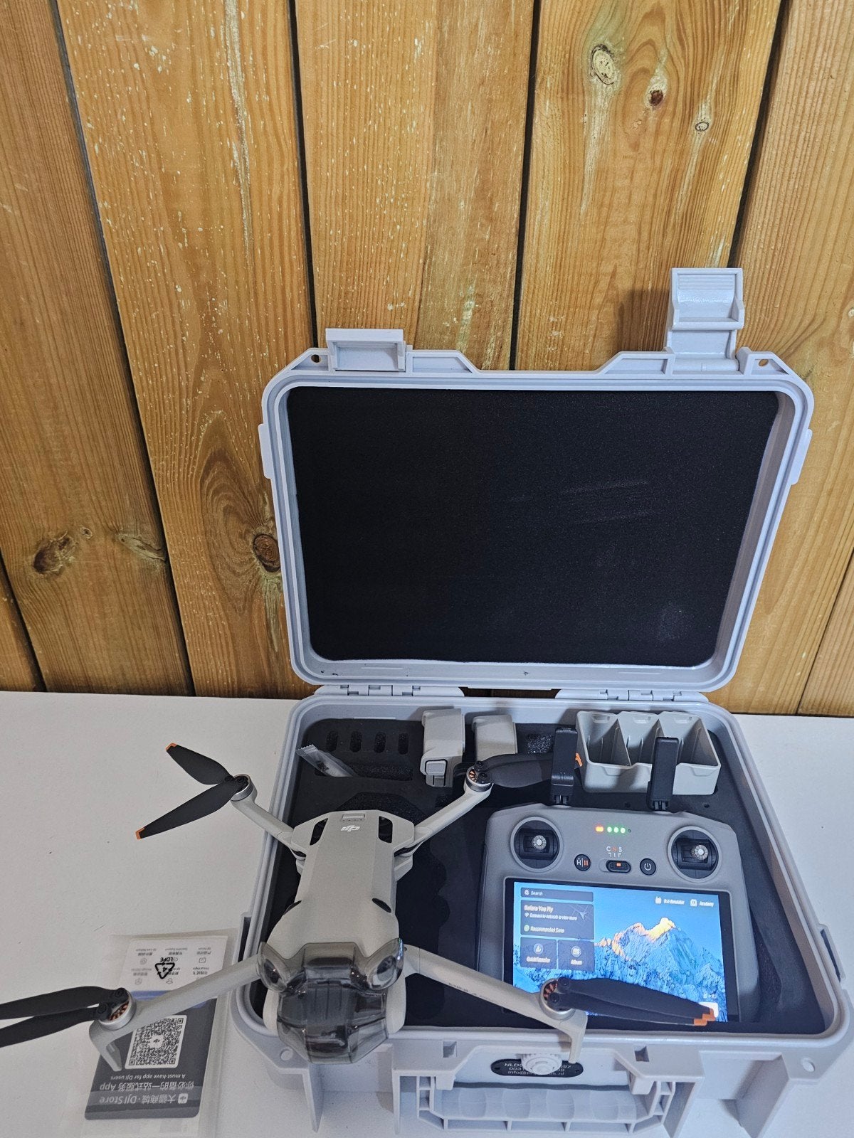 DJI Mini 4 Pro Fly More Combo met RC Smart Controller plus.., Elektro, Quadcopter of Multicopter, Ophalen of Verzenden, Zo goed als nieuw