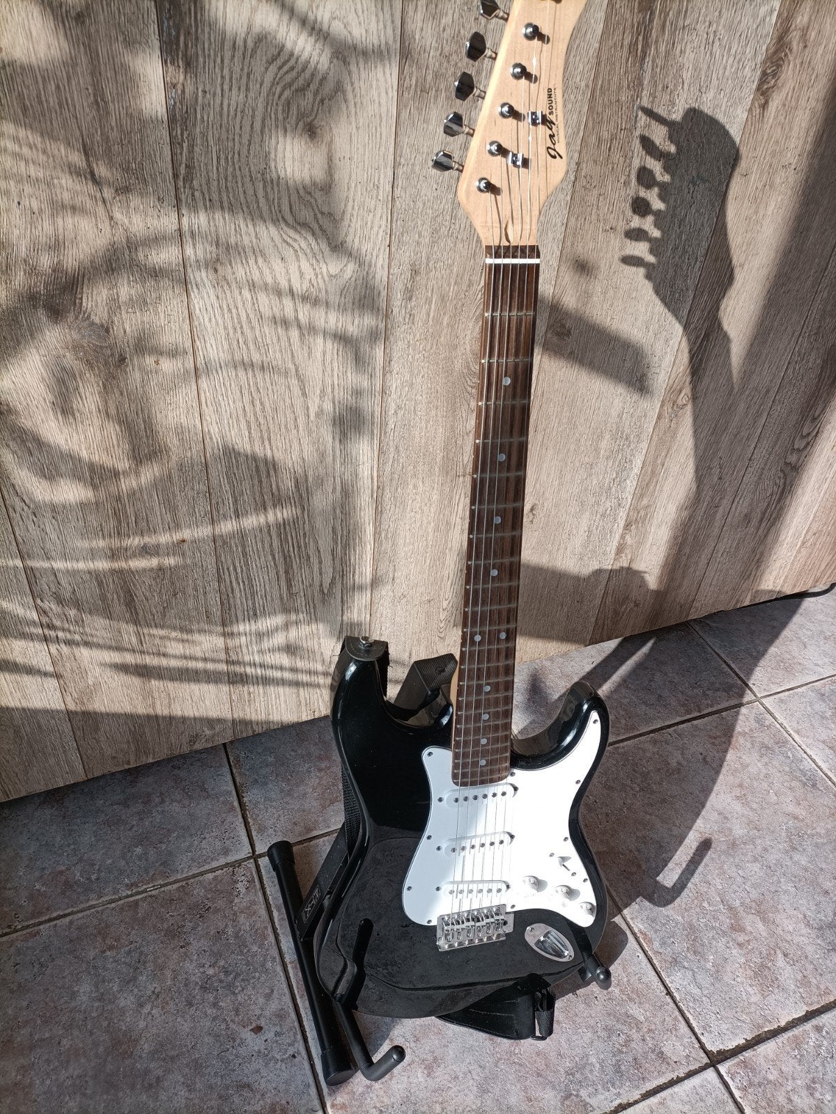 Jay Sound Stratocaster elektrische gitaar met strap, Muziek en Instrumenten, Ophalen of Verzenden, Gebruikt