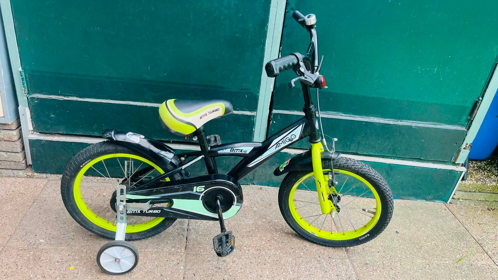 Mooie amigo kinderfiets 16 inch, Fietsen en Brommers, Fietsen | Kinderfietsjes, Ophalen, Zo goed als nieuw, 16 tot 20 inch, Zijwieltjes