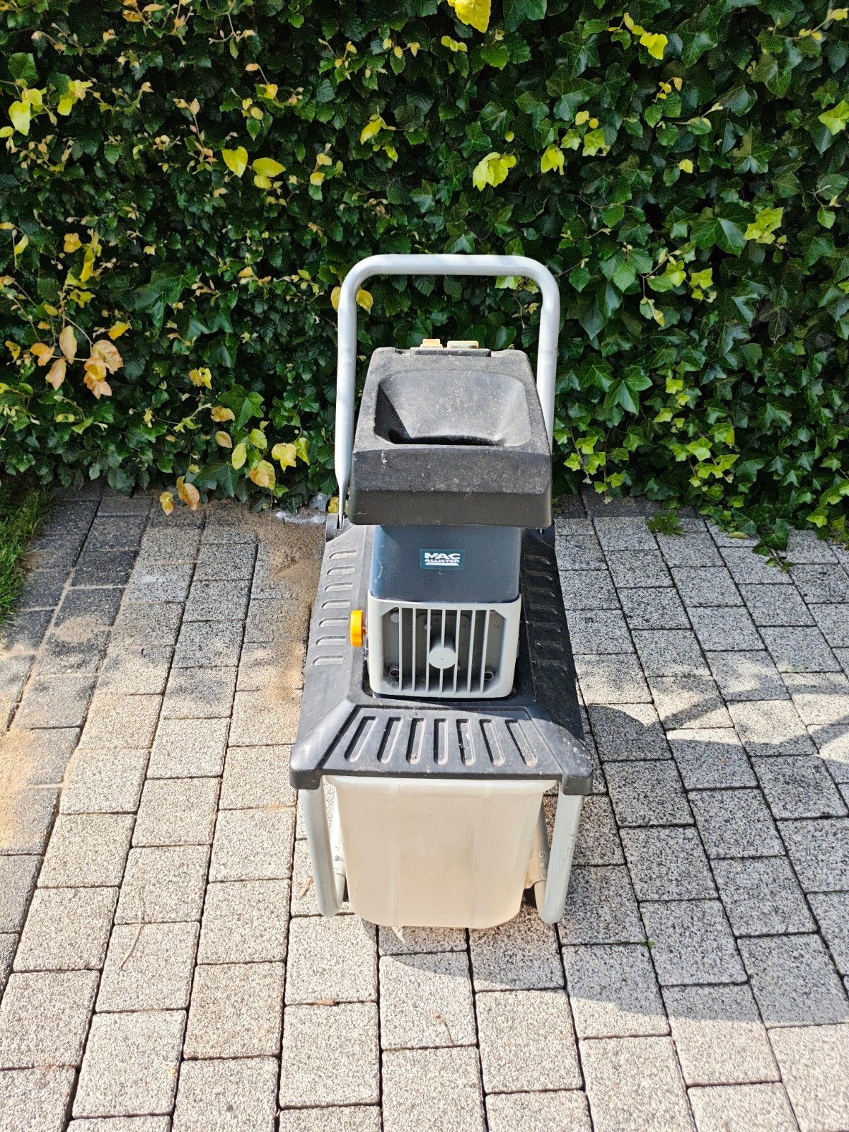 Mac Hakselaar - Krachtige Tuinhakselaar, Tuin en Terras, Hakselaars, Gebruikt, Elektrisch, Met opvangbak, Ophalen of Verzenden