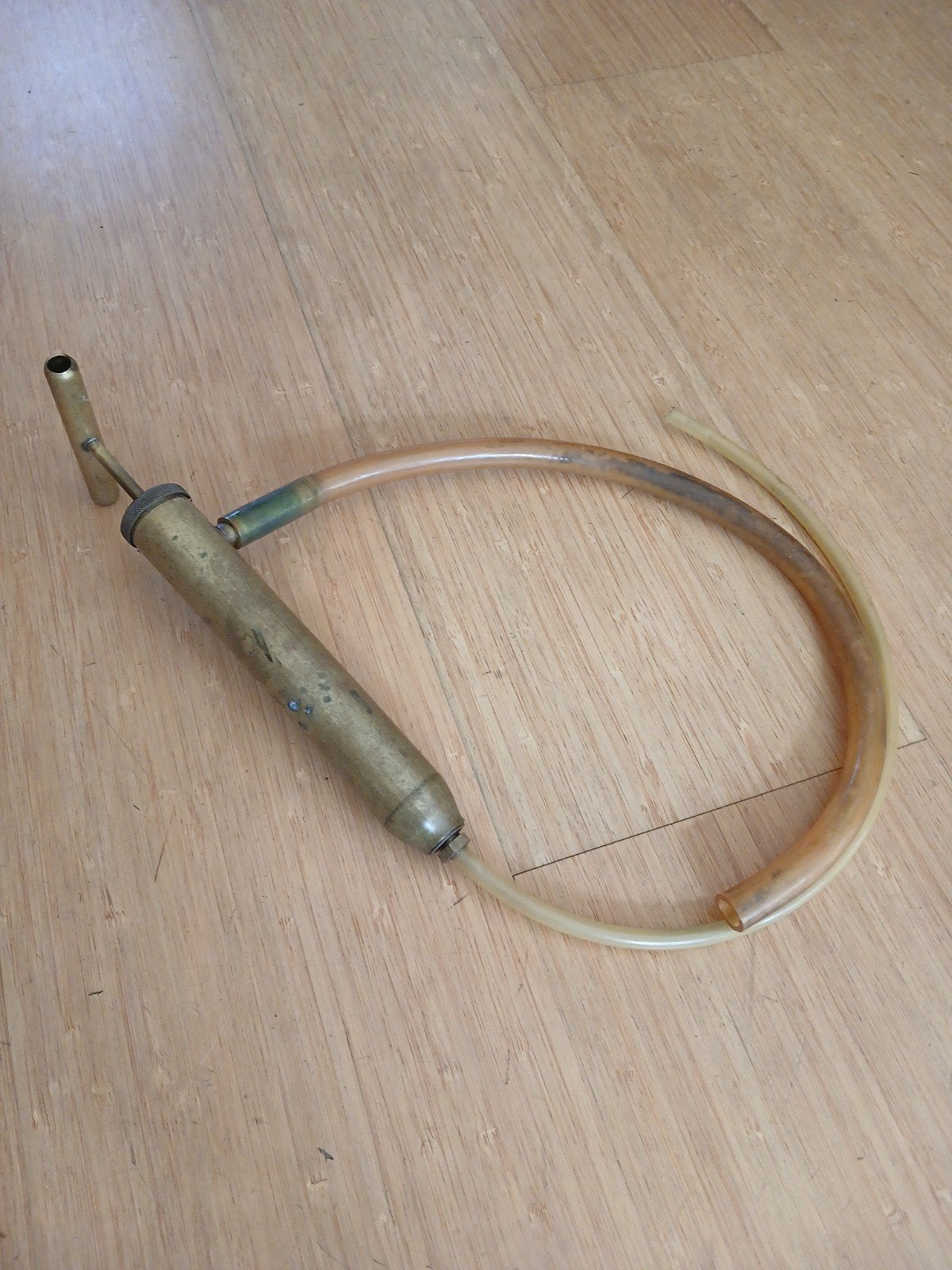 Vintage messing handpomp met slang, Antiek en Kunst, Ophalen of Verzenden