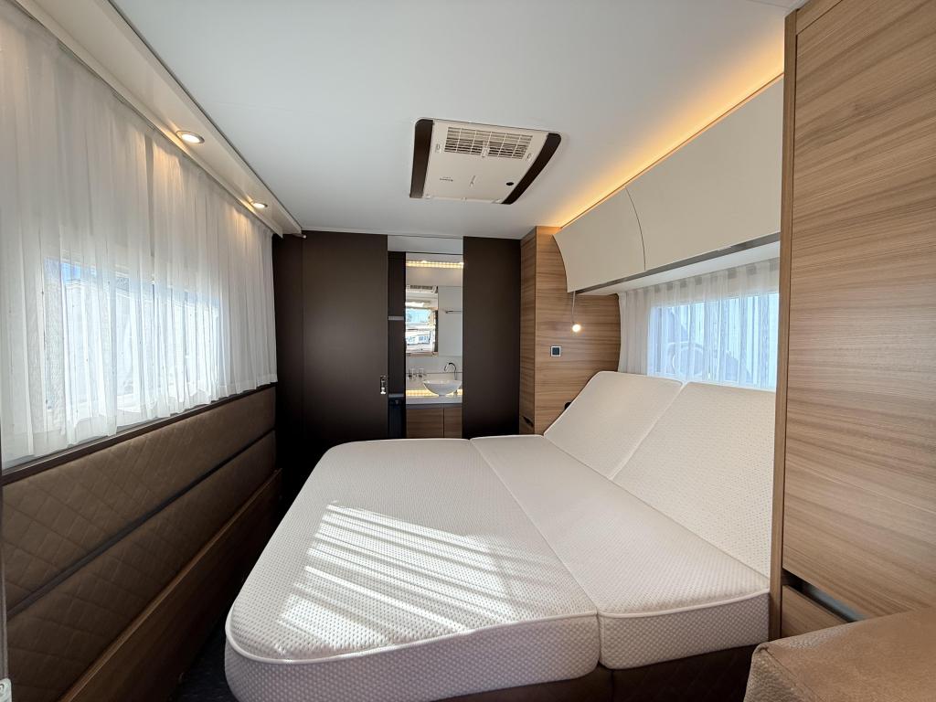 Adria Alpina 663 HT, Overige typen, 7 tot 8 meter, Bedrijf, Tot en met 3
