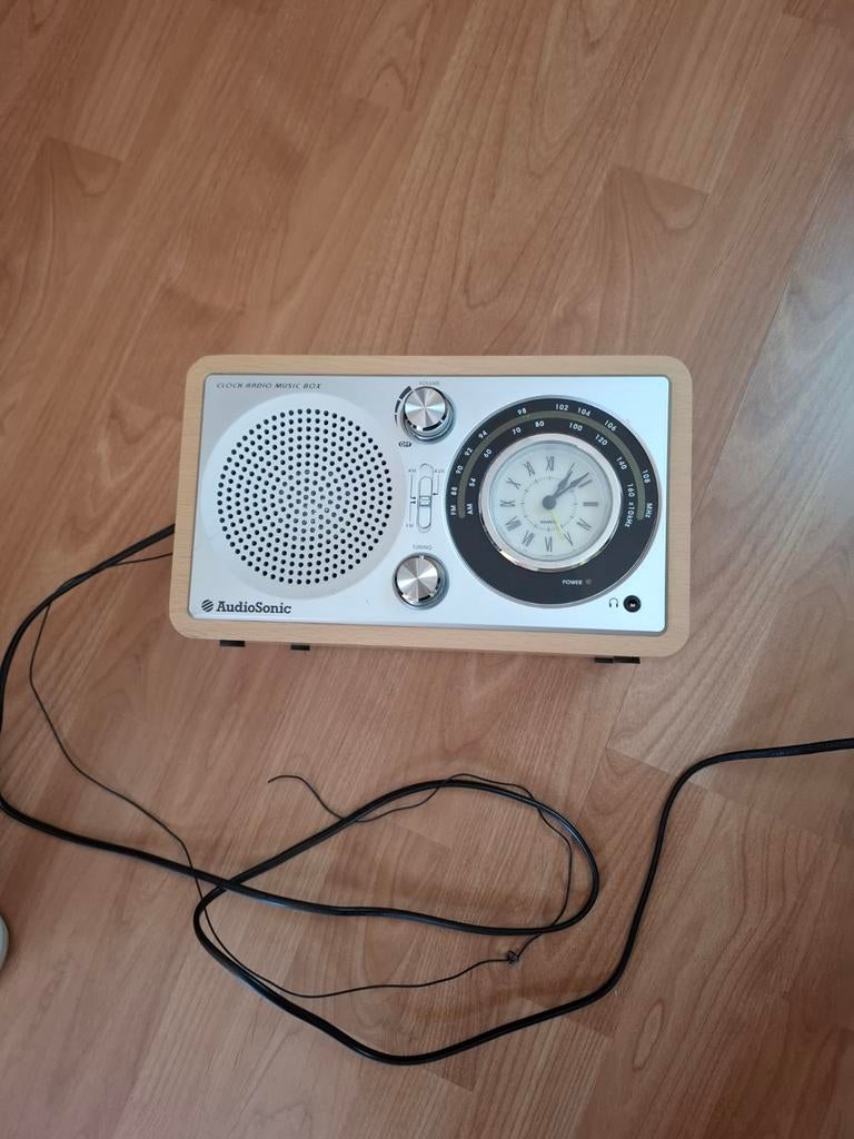 Audiosonic radio Zo goed als nieuw, Ophalen of Verzenden, Zo goed als nieuw, Radio