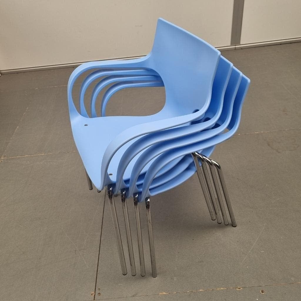 Acta design stoel - lichtblauw set van 4 stapelstoelen, Huis en Inrichting, Stoelen, Ophalen, Gebruikt, Kunststof, Vijf, Zes of meer stoelen