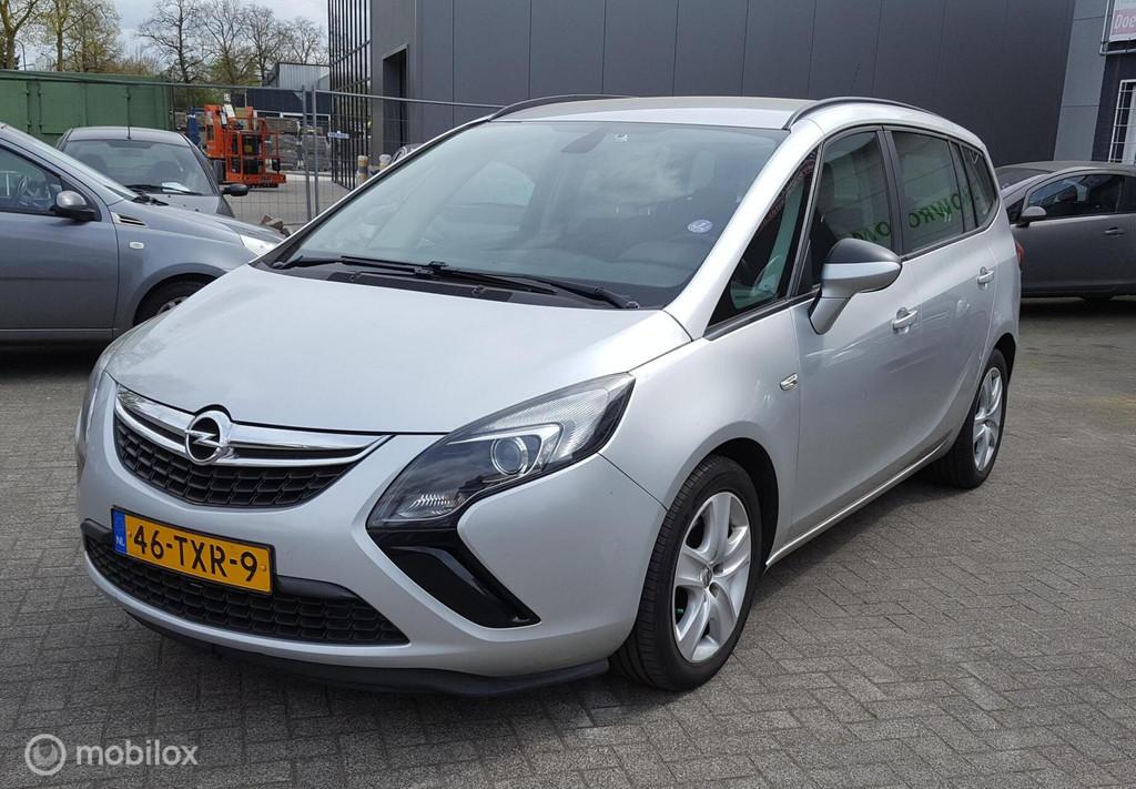 Opel Zafira Tourer 1.4 Cosmo, Auto's, Euro 5, 4 cilinders, Parkeersensor, Origineel Nederlands