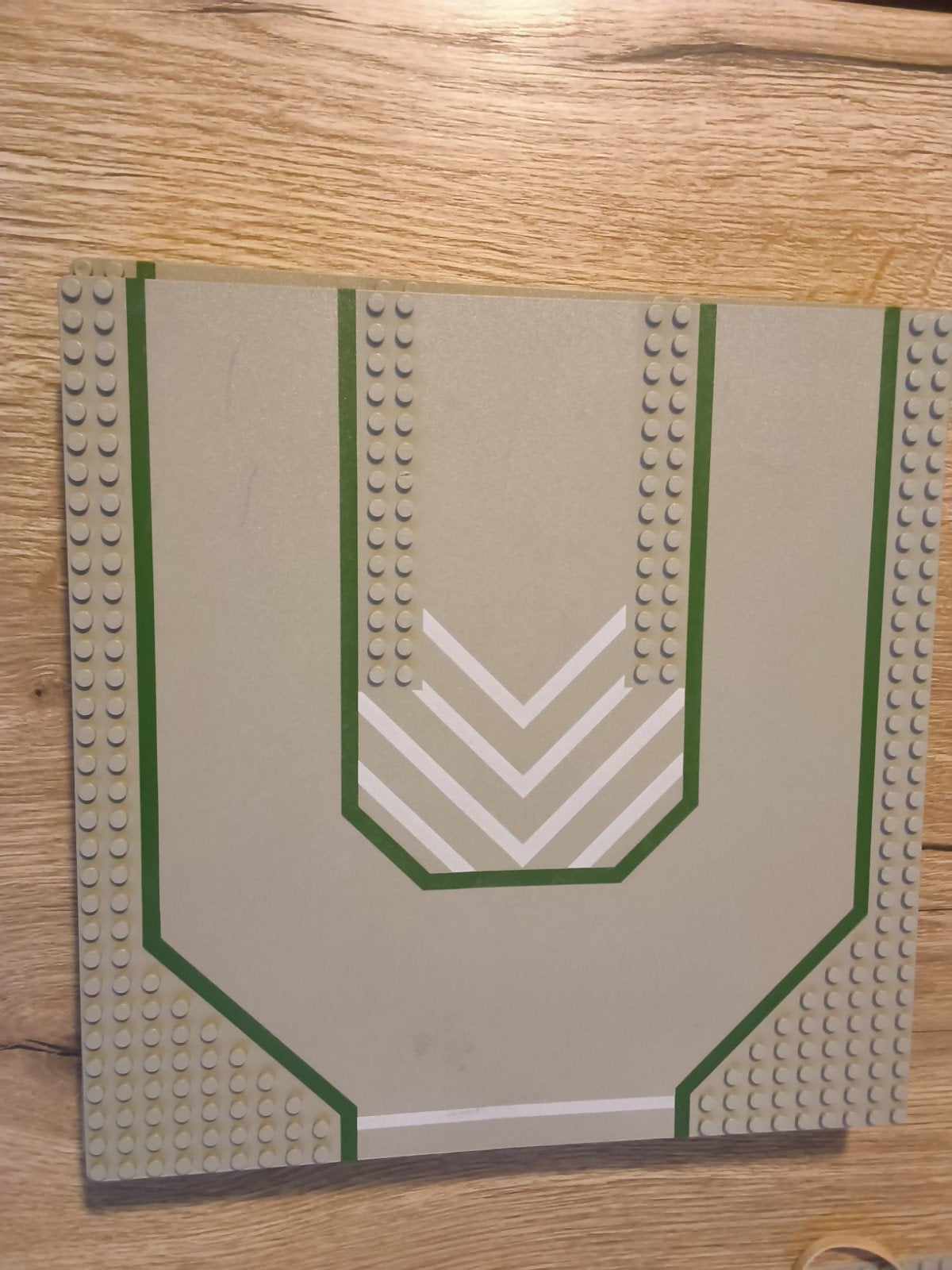 LEGO GRONDPLAAT 32 X 32 CHEVRON PIJLEN, Lego, Ophalen of Verzenden, Zo goed als nieuw, Racers