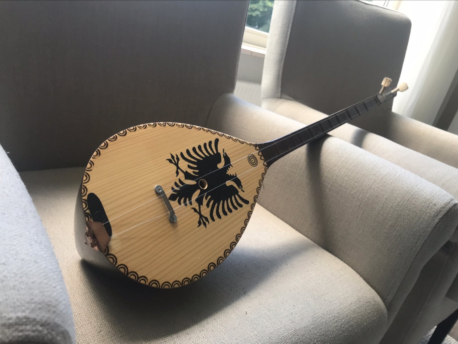 Cifteli Albanees snaarinstrument, Muziek en Instrumenten, Snaarinstrumenten | Mandolines, Ophalen, Zo goed als nieuw