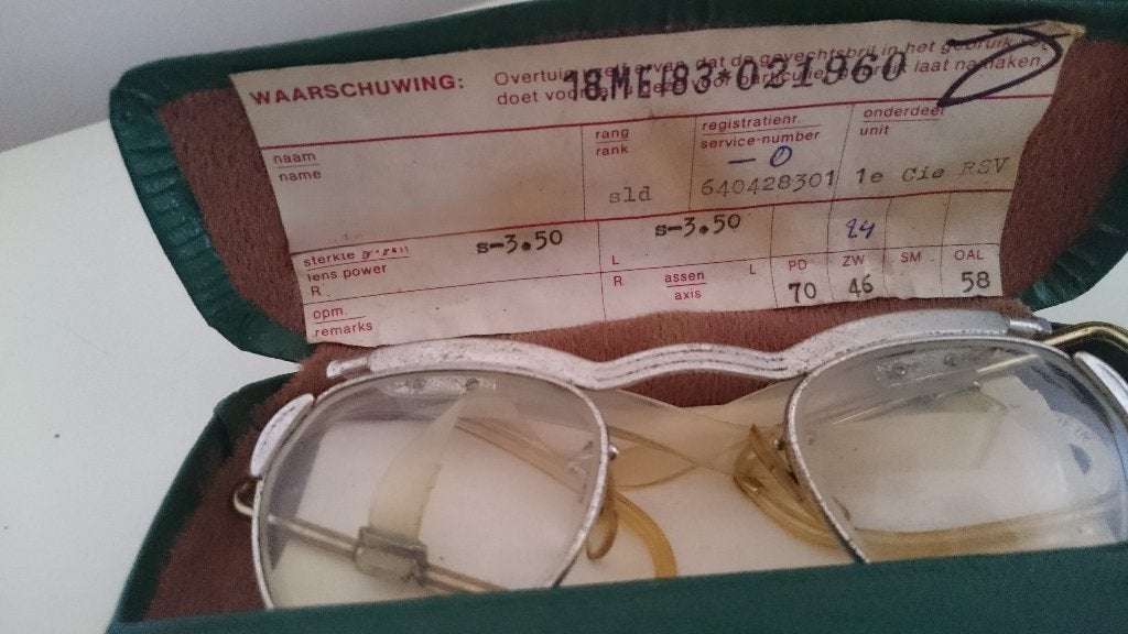 vintage legerbril, dienstbril uit dienst 1983 met etui, Ophalen, Landmacht, Nederland, Overige typen