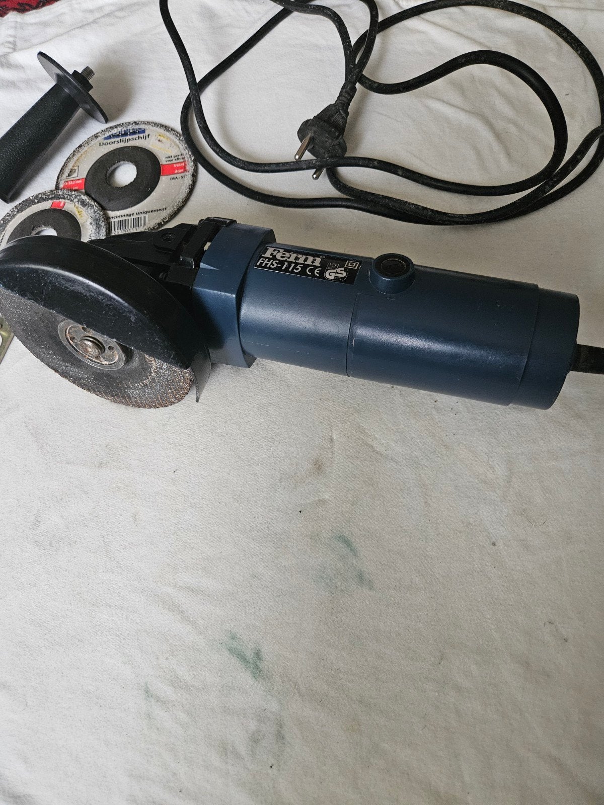 Ferm FHS-115 CE Haakse Slijpmachine met Accessoires, Ophalen