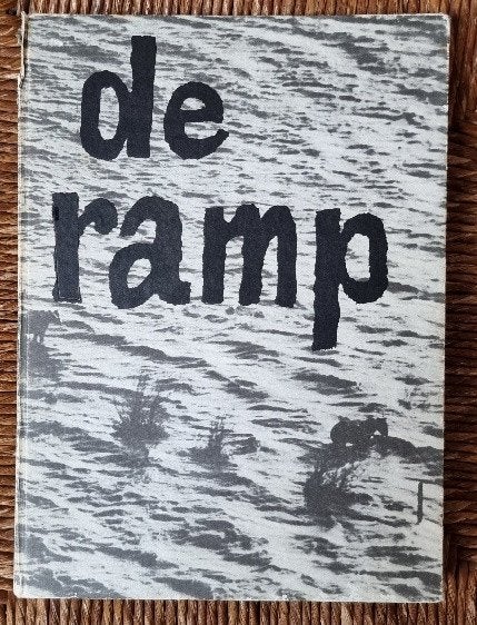 De ramp - Watersnoodramp Zeeland 1953 - incl. kaart - IZGST, Boeken, Ophalen of Verzenden, 20e eeuw of later, Gelezen