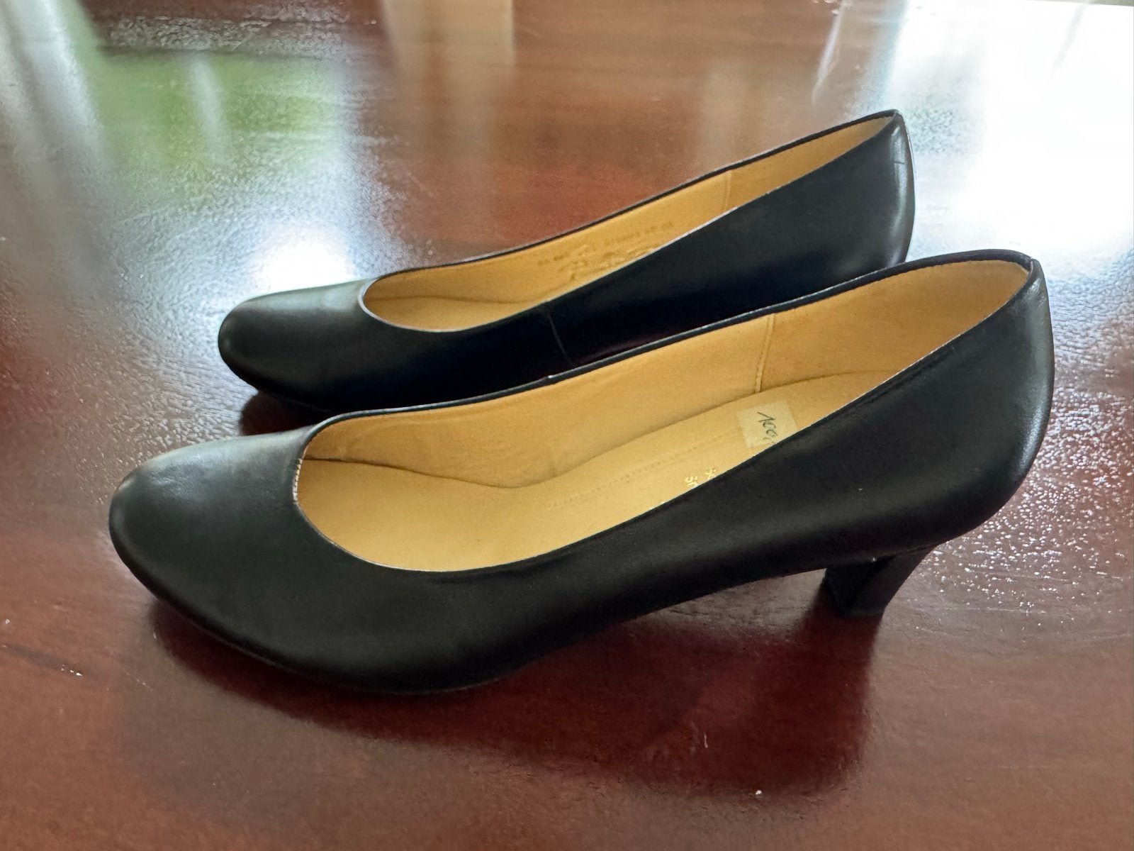 Gabor zwarte pumps met kleine hak - maat 40, Kleding | Dames, Pumps, Zwart, Nieuw, Ophalen of Verzenden