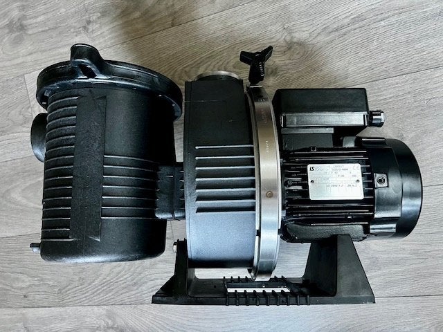 ULTRAFLOW Zelfaanzuigende zwembadpomp, Tuin en Terras, Ophalen, Nieuw, Zwembadpomp
