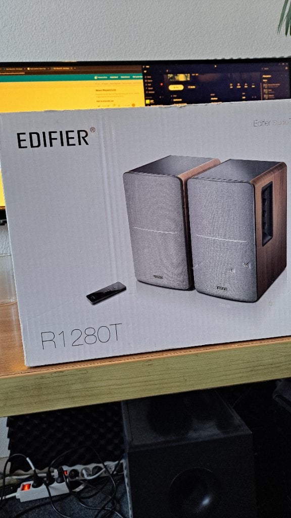 Edifier speaker