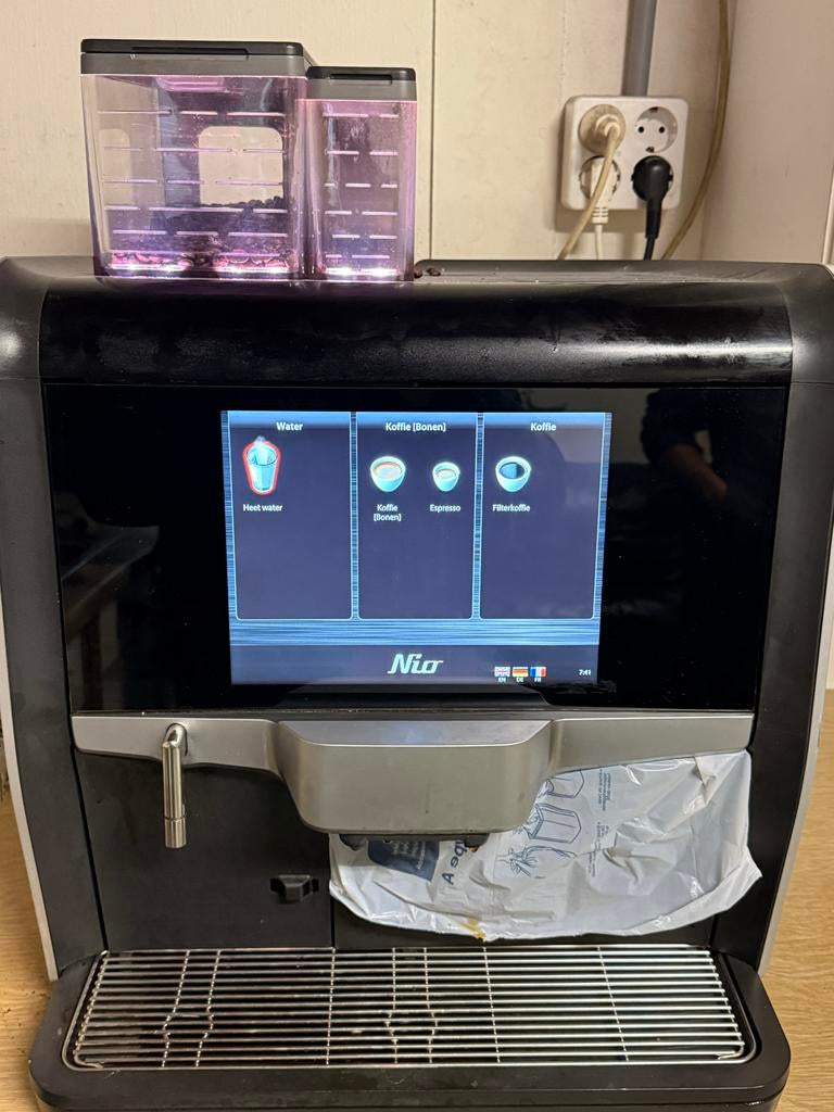 De Jong Duke Nio 11.0 [a] CoEx bean2cup Koffiemachine, Afneembaar waterreservoir, Gebruikt, 10 kopjes of meer, Koffiemachine