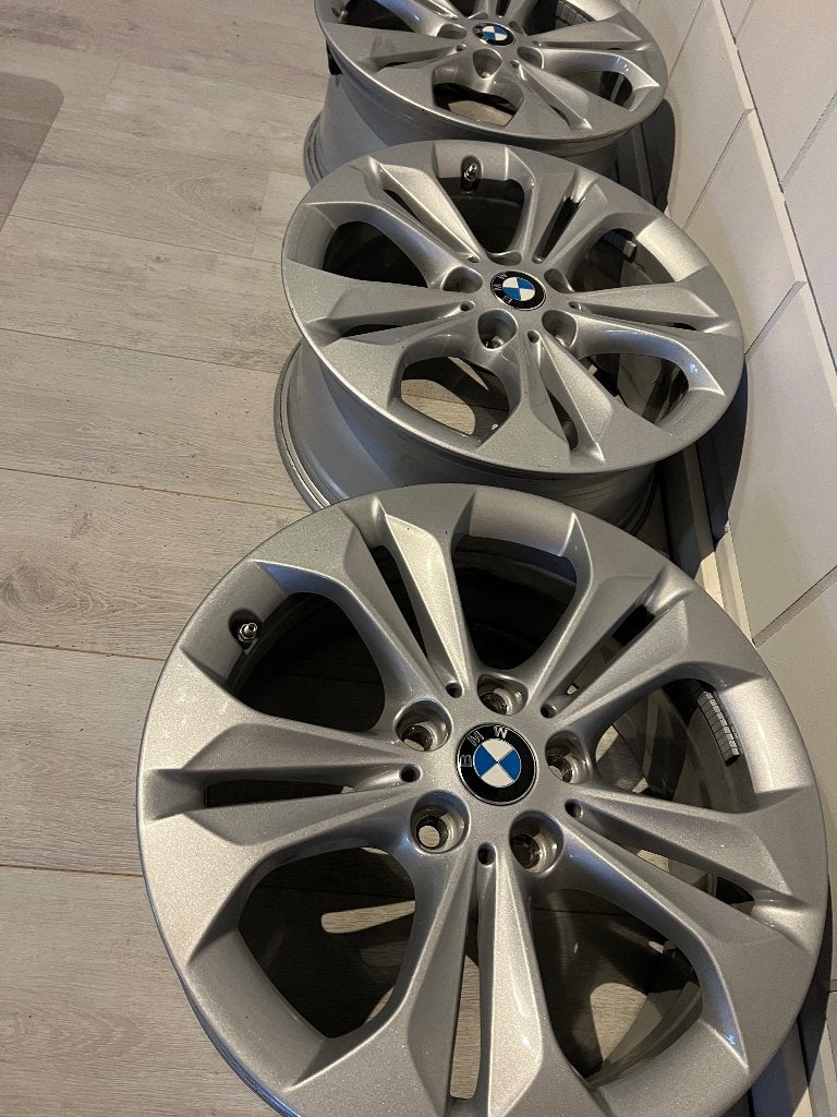 Set van 4 originele BMW velgen - 17 inch, Auto-onderdelen, Banden en Velgen, Ophalen, Gebruikt, Velg(en), 17 inch