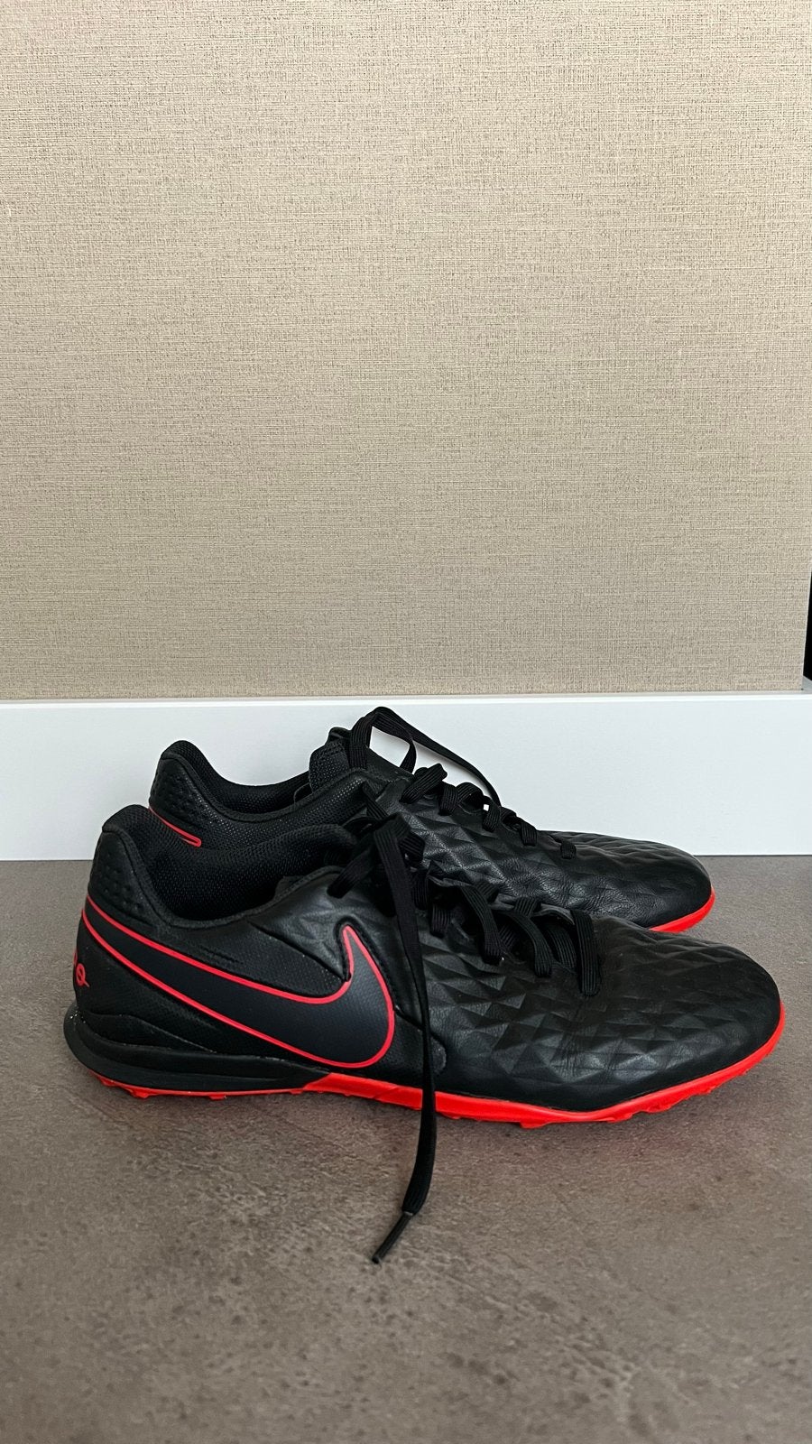 Nike Tiempo Legend 8 Club TF Voetbalschoenen Maat 40, Sport en Fitness, Voetbal, Schoenen, Zo goed als nieuw, Maat M, Ophalen of Verzenden