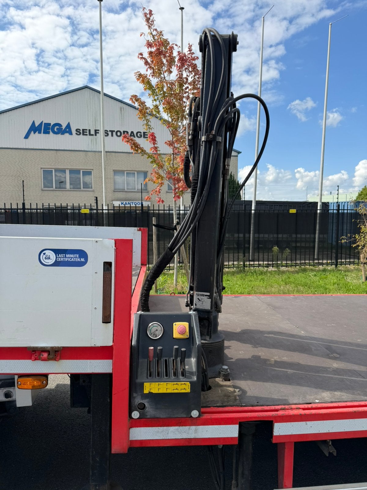 Foto 10 van BE-COMBINATIE | BE-TREKKER | KRAAN | OPRIJPLATEN | MACHINE