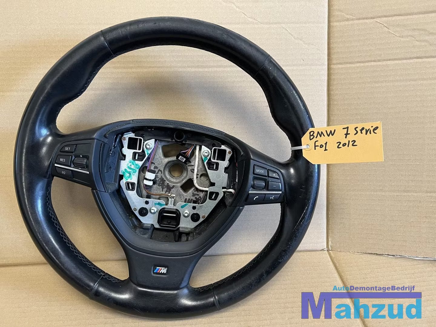 BMW 5 7 SERIE F01 F10 F11 Stuurwiel stuur M-sport, Auto-onderdelen, Besturing, Petuelring 130
80788  Munich, DE, Gebruikt, Info@bmw.de