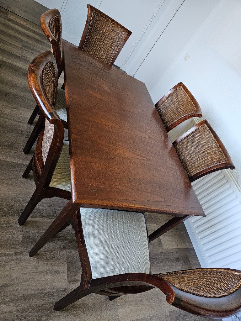 tafel en  6 stoelen , stijl koloniaal, Ophalen, Gebruikt, Koloniaal, 50 tot 100 cm