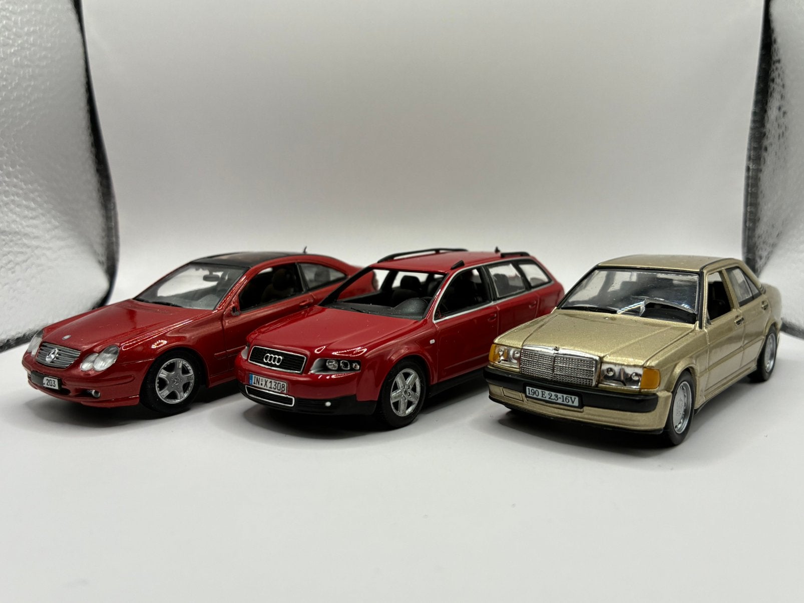 MiniChamps,DeAgostini onderdelken/verbouw, Hobby en Vrije tijd, Modelauto's | 1:43, Ophalen of Verzenden, Gebruikt, Auto, MiniChamps