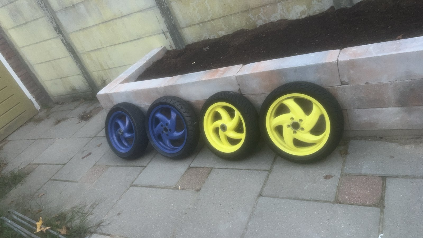 Originele DD velgen voor Gilera Runner 125cc/180cc, Ophalen, Gebruikt, Overige typen, Piaggio