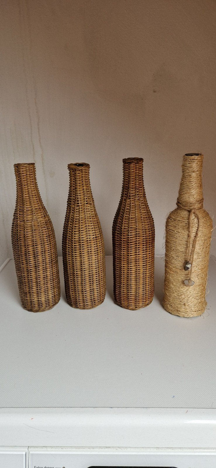 4 decoratieve flessen - ideaal voor bloemen, Ophalen of Verzenden, Gebruikt, Bruin, Natuurlijk materiaal
