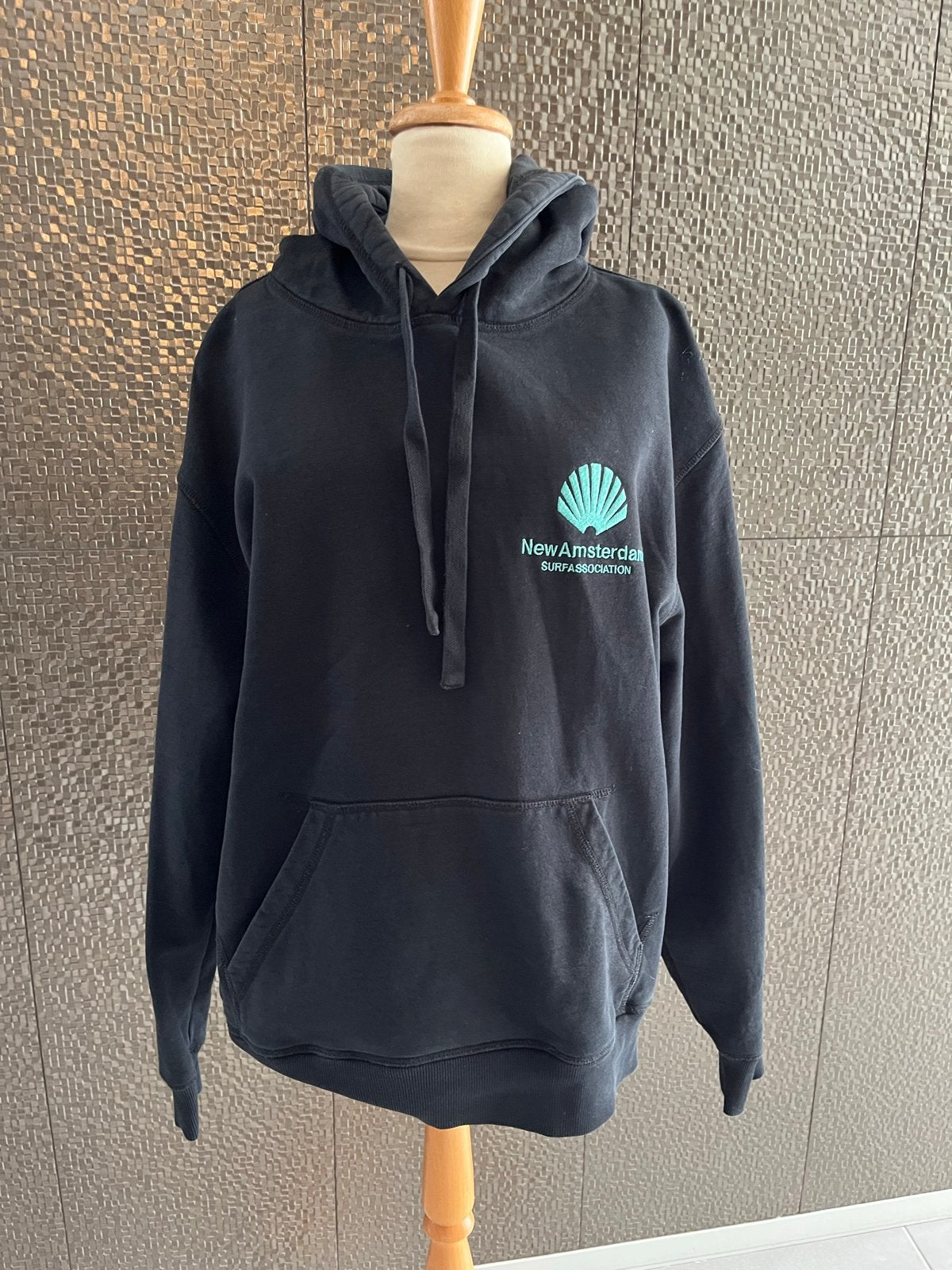 Zwarte Hoodie New Amsterdam Surf Association, Kleding | Heren, Ophalen of Verzenden, Gedragen