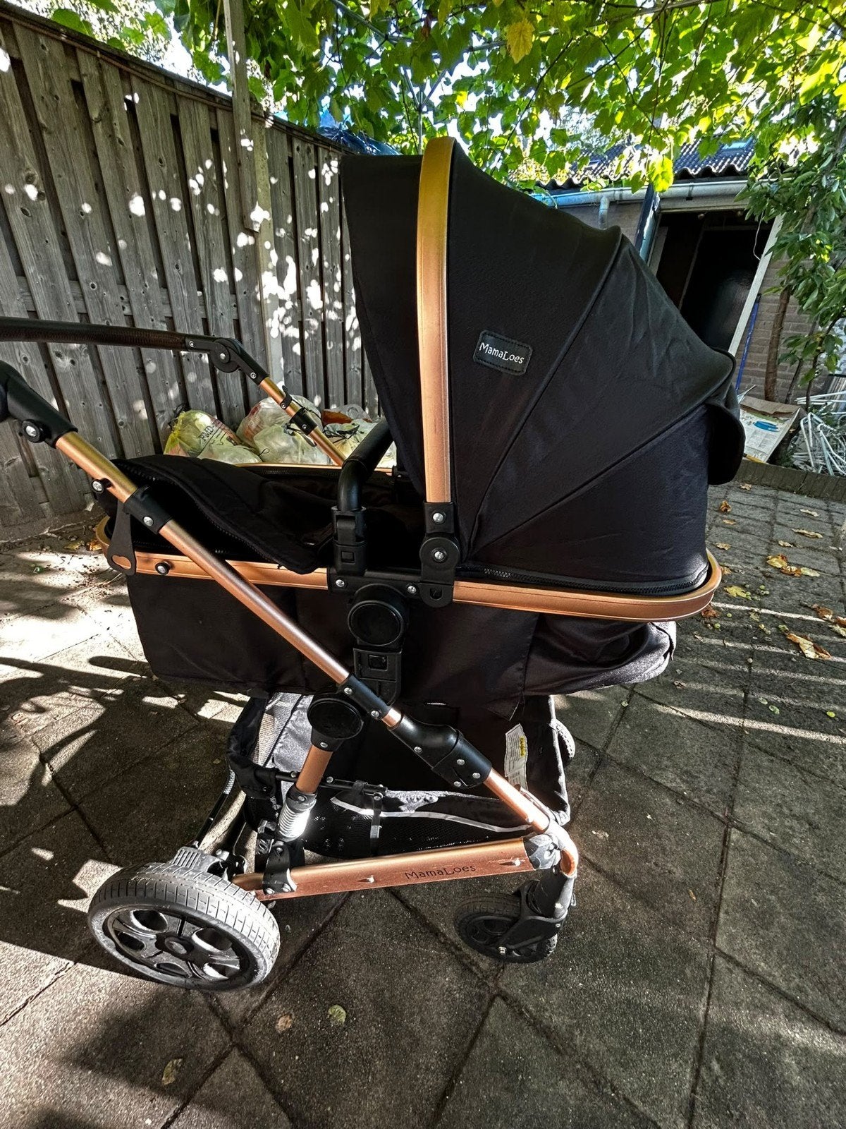 MamaLoes Combiwagen - Zo goed als nieuw, Zo goed als nieuw, Combiwagen, Met reiswieg, Ophalen